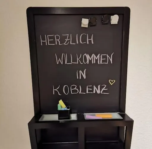 Schoene Und Ruhige Direkt An Der Mosel Coblence