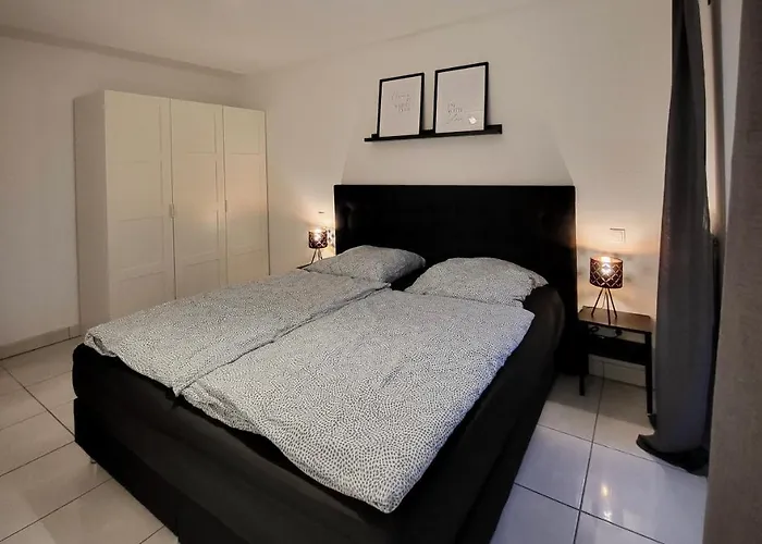 Апартаменты Schoene Und Ruhige Direkt An Der Mosel *